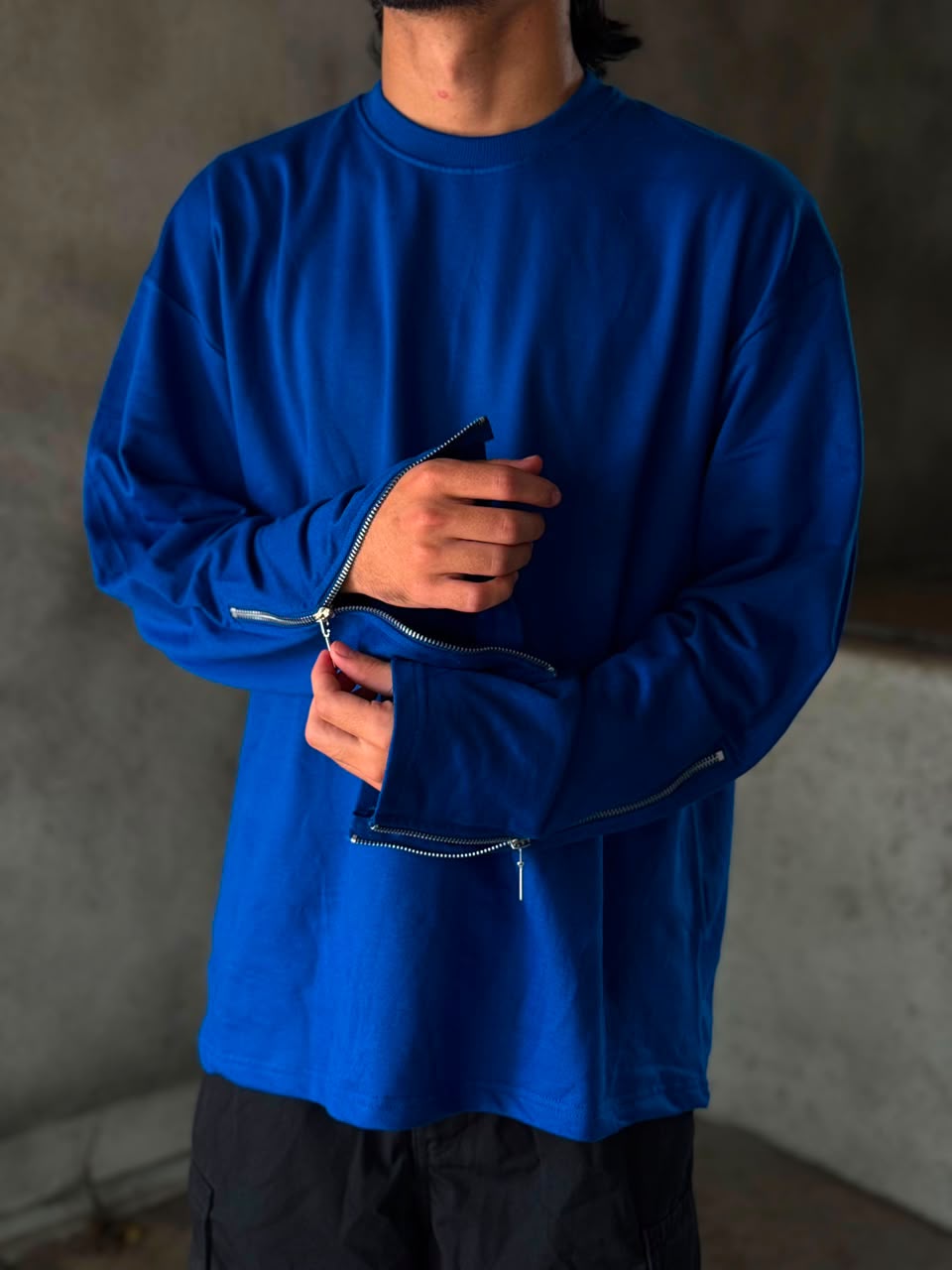 Men's Black Oversized Full Sleeve T-Shirt with Zipper Sleeves