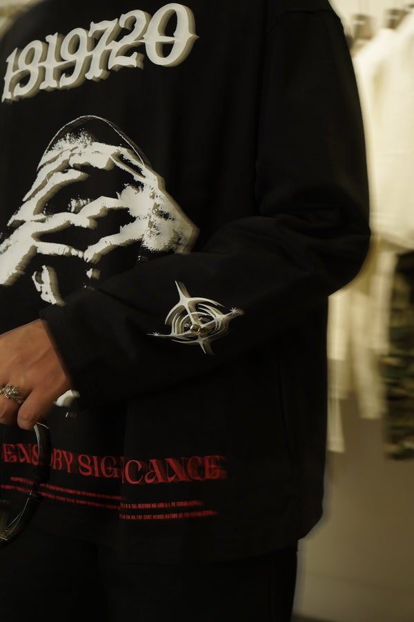 Oversized Graphic Long Sleeve Tee
