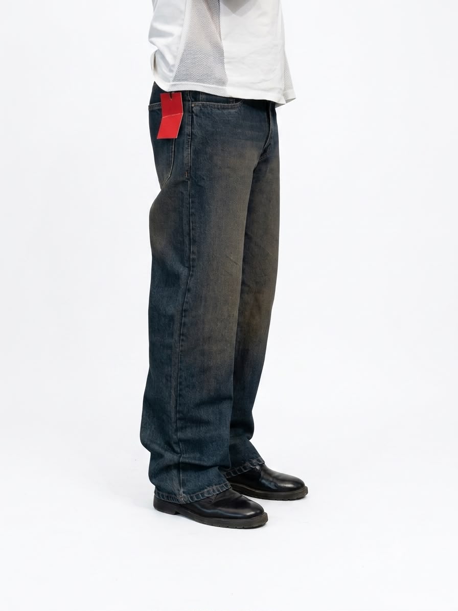Men's vintage wash baggy denim jeans with a loose fit