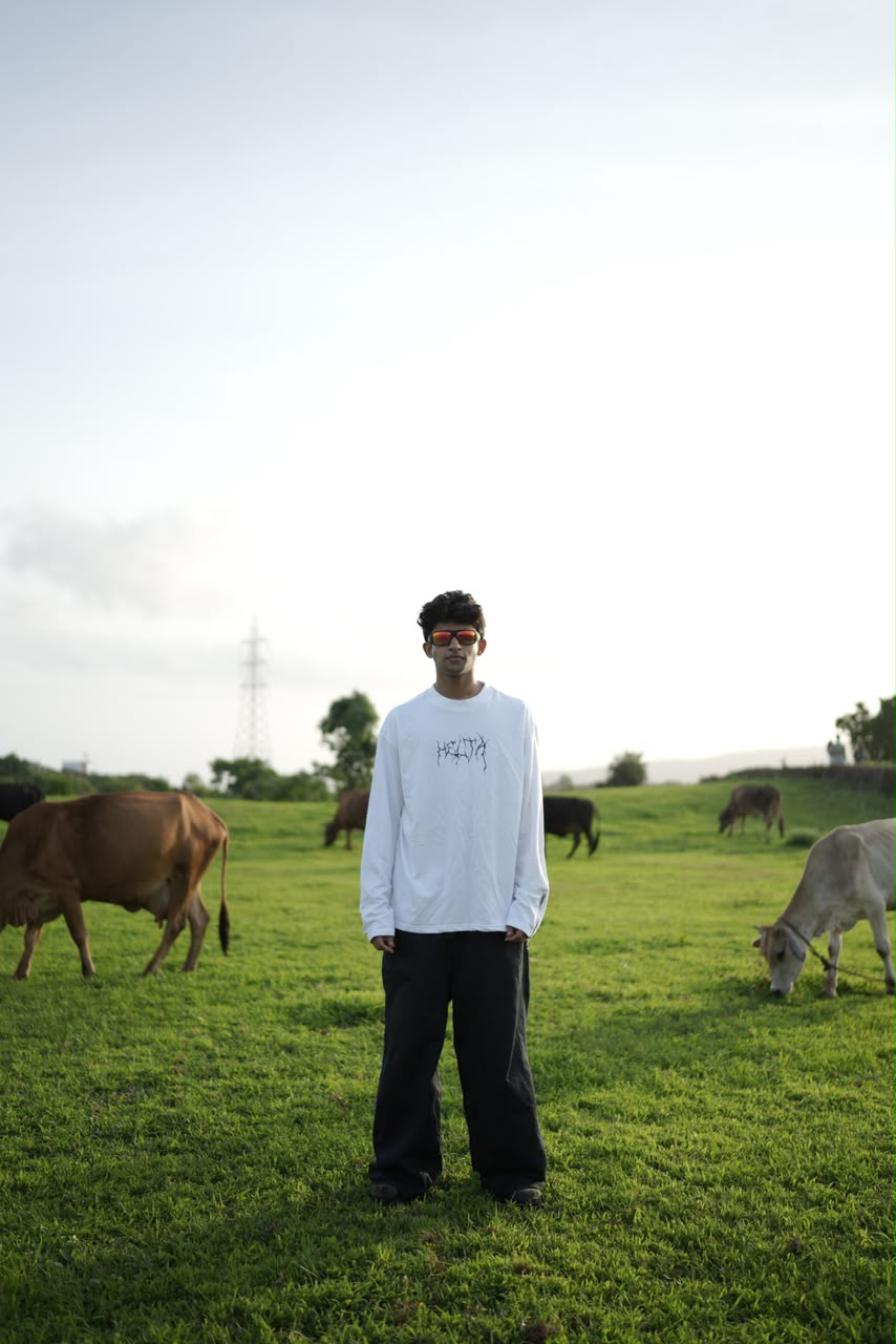 Heliora Oversized Navy Blue Long Sleeve T-Shirt