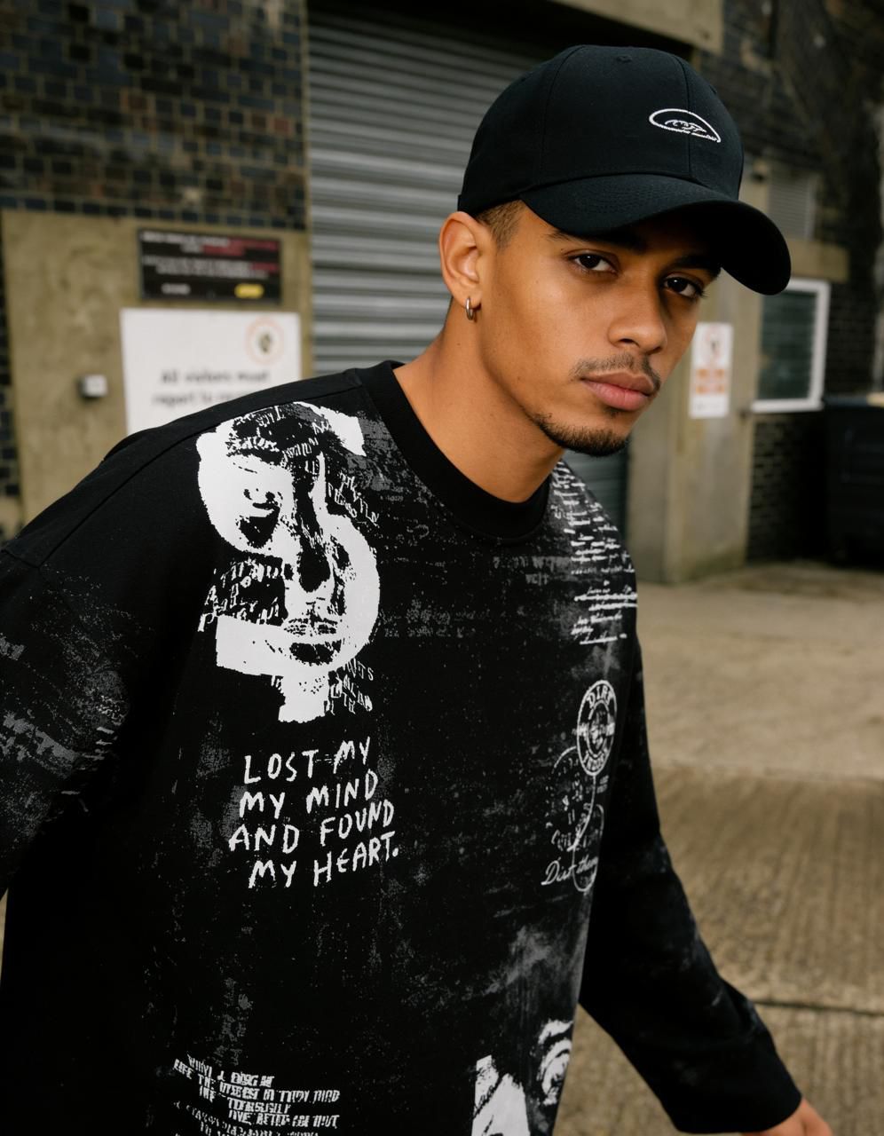 Lost Division Skull Graphic Full Sleeve T-EES