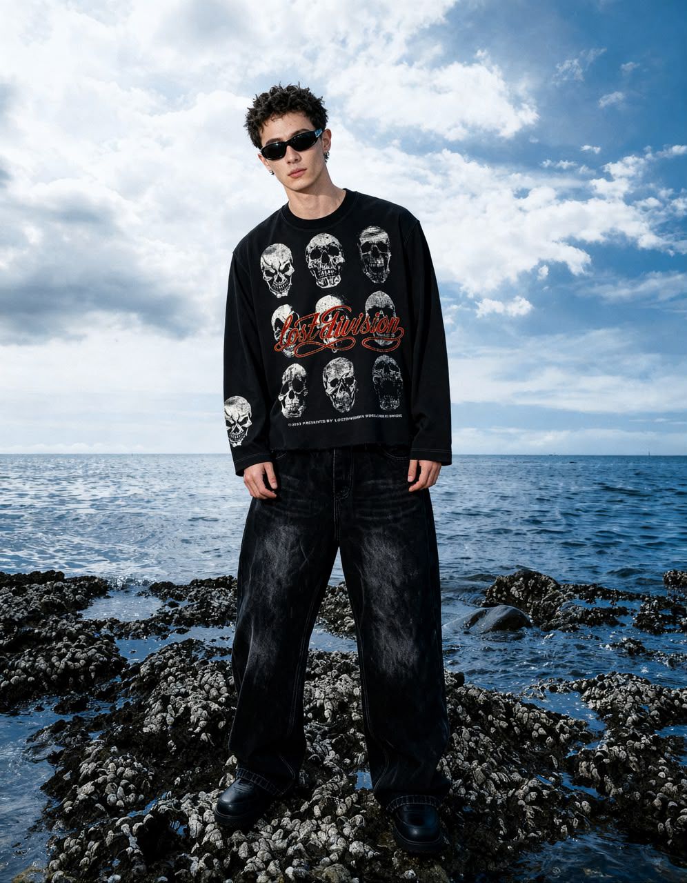 Lost Division Skull Graphic Full Sleeve T-EES