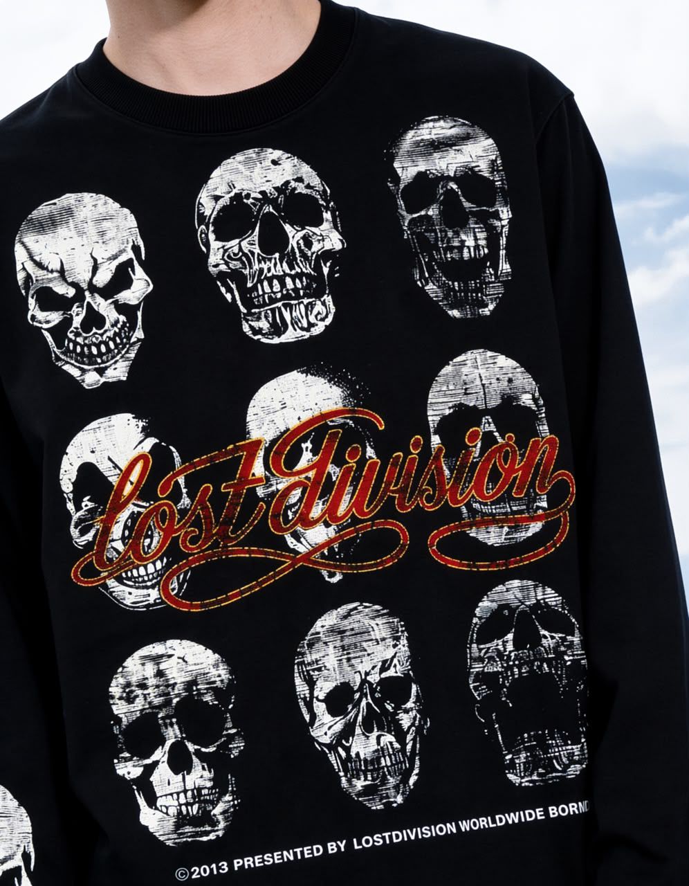 Lost Division Skull Graphic Full Sleeve T-EES