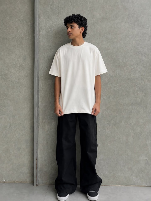 oversized plain white T-shirt
