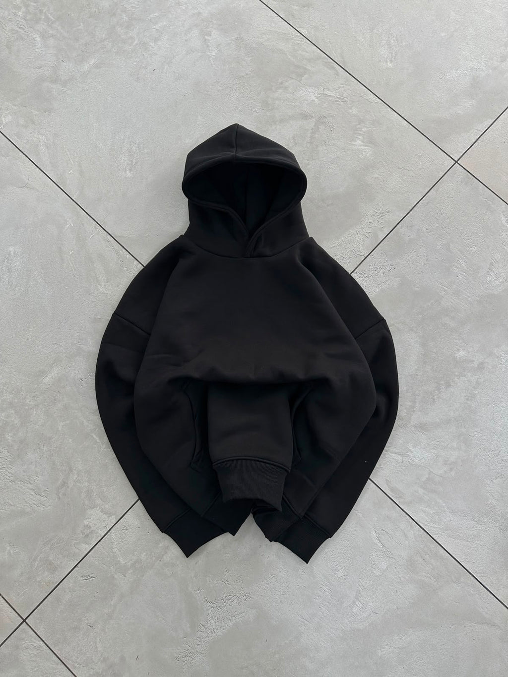 oversized hoodie with hood and relaxed fit 