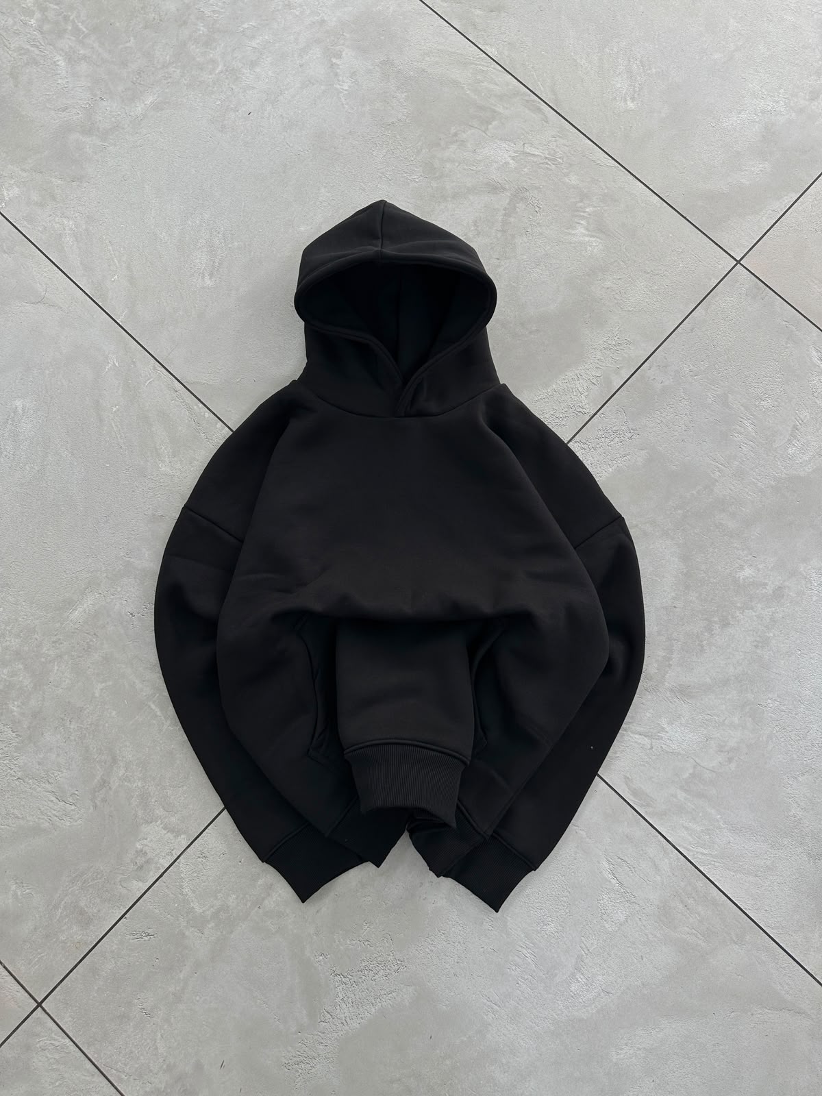 oversized hoodie with hood and relaxed fit 