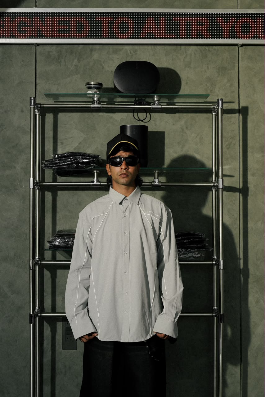 Light grey oversized long sleeve shirt with contrast piping Main image