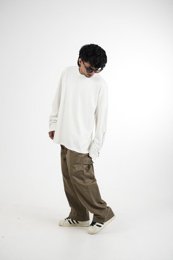  utility cargo pants with a relaxed fit
