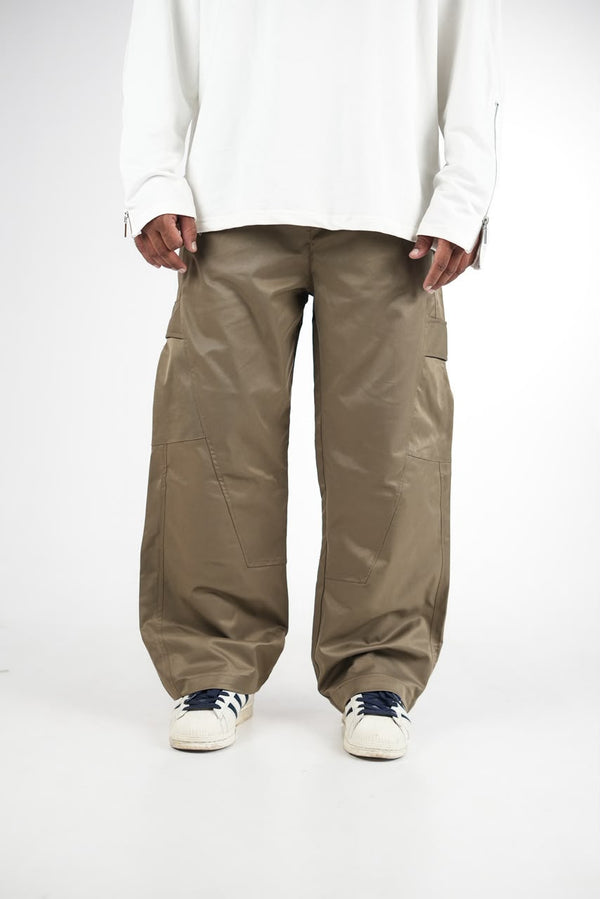  utility cargo pants with a relaxed fit