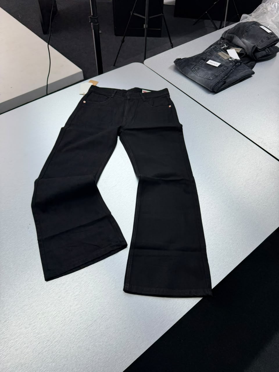 Jet Black Boot cut - Jeans