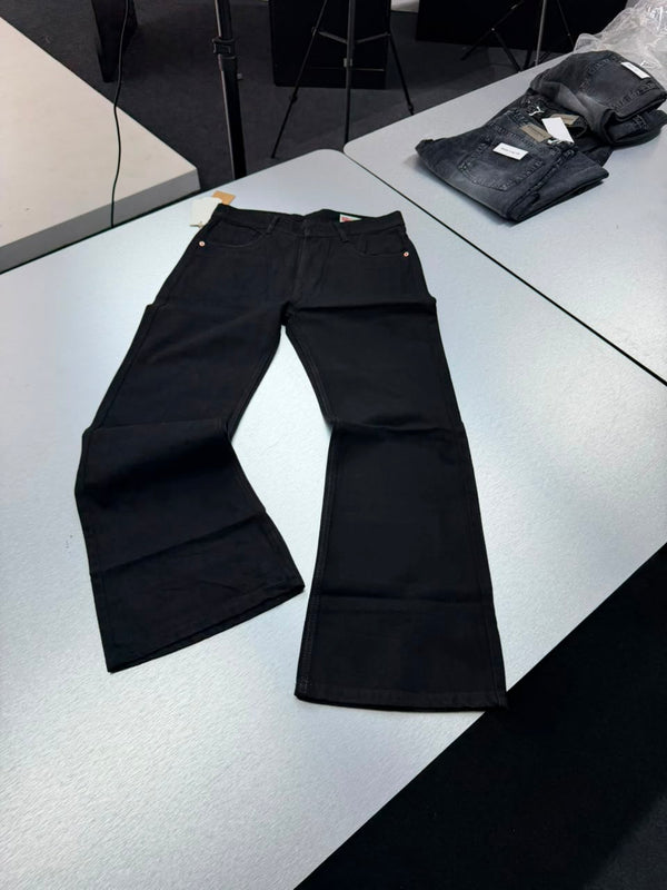 Jet Black Boot cut - Jeans
