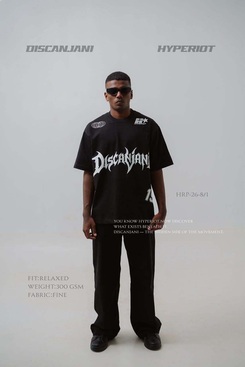 Graphic Print Relaxed Fit Half Sleeve T-Shirt