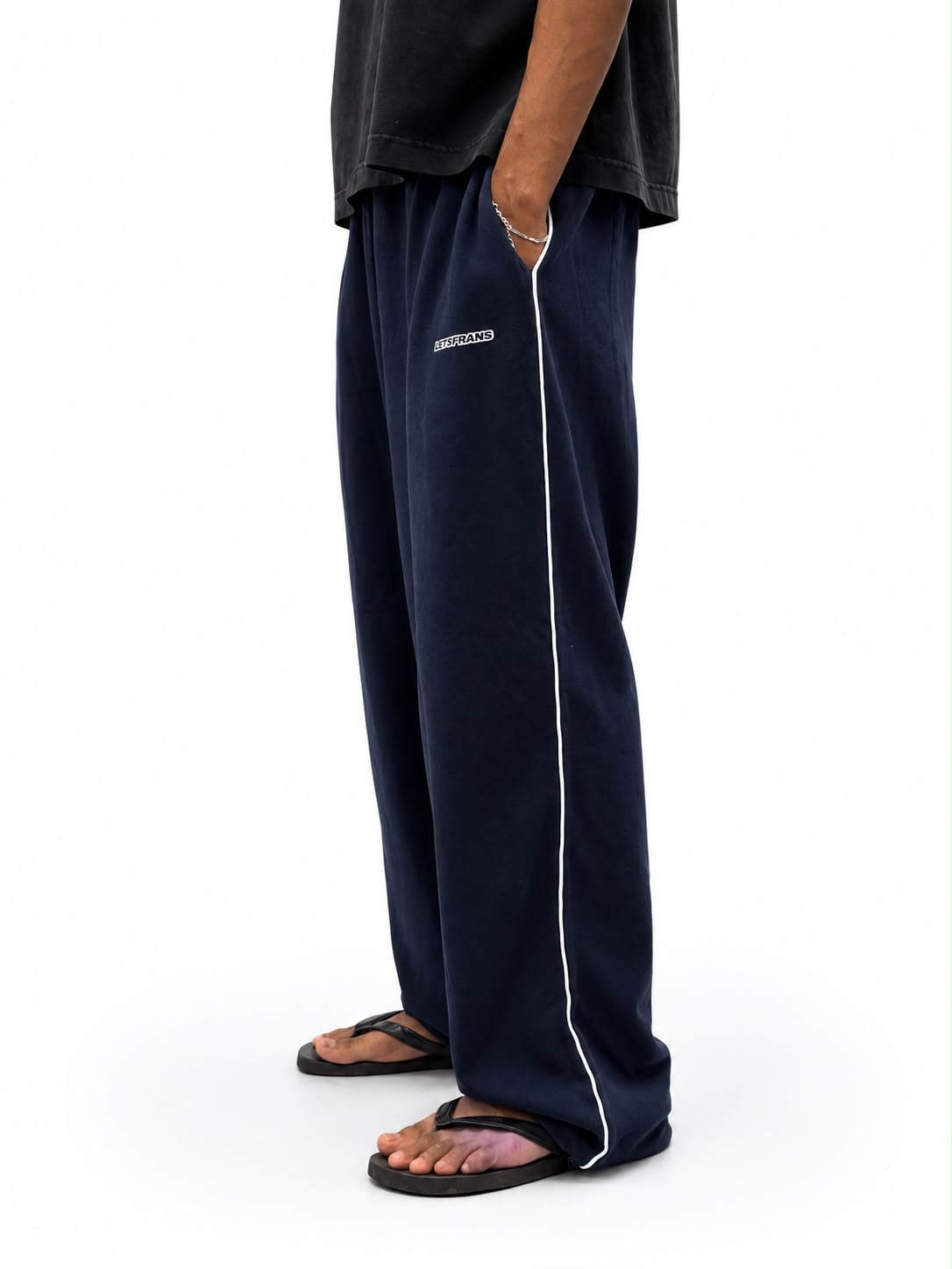 "Men's oversized sweatpants with relaxed fit