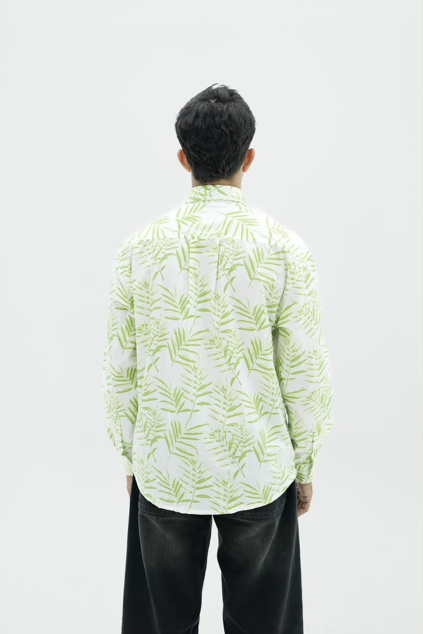 Men’s botanical print full-sleeve shirt with button-down front.
