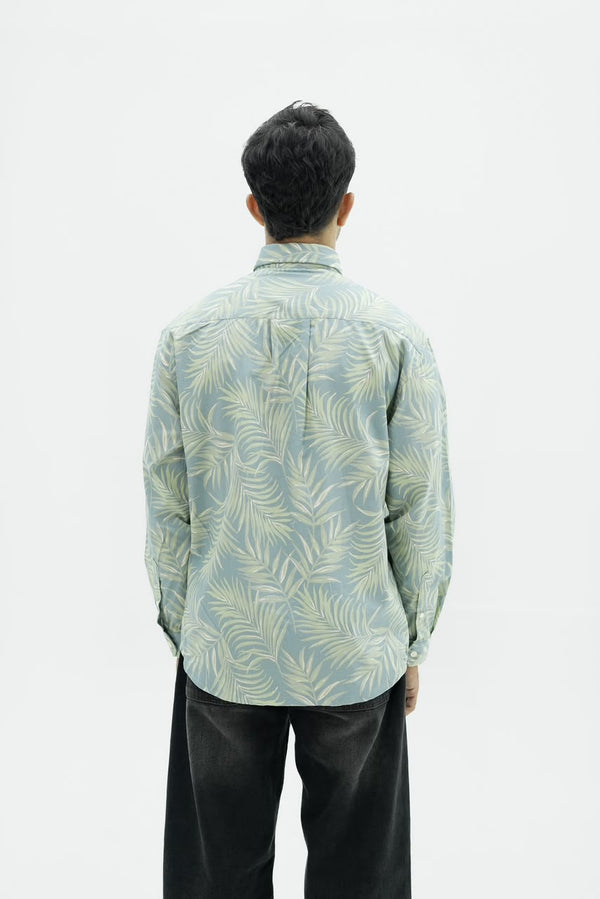 Men’s sage green botanical leaf print full-sleeve shirt with button-down front.