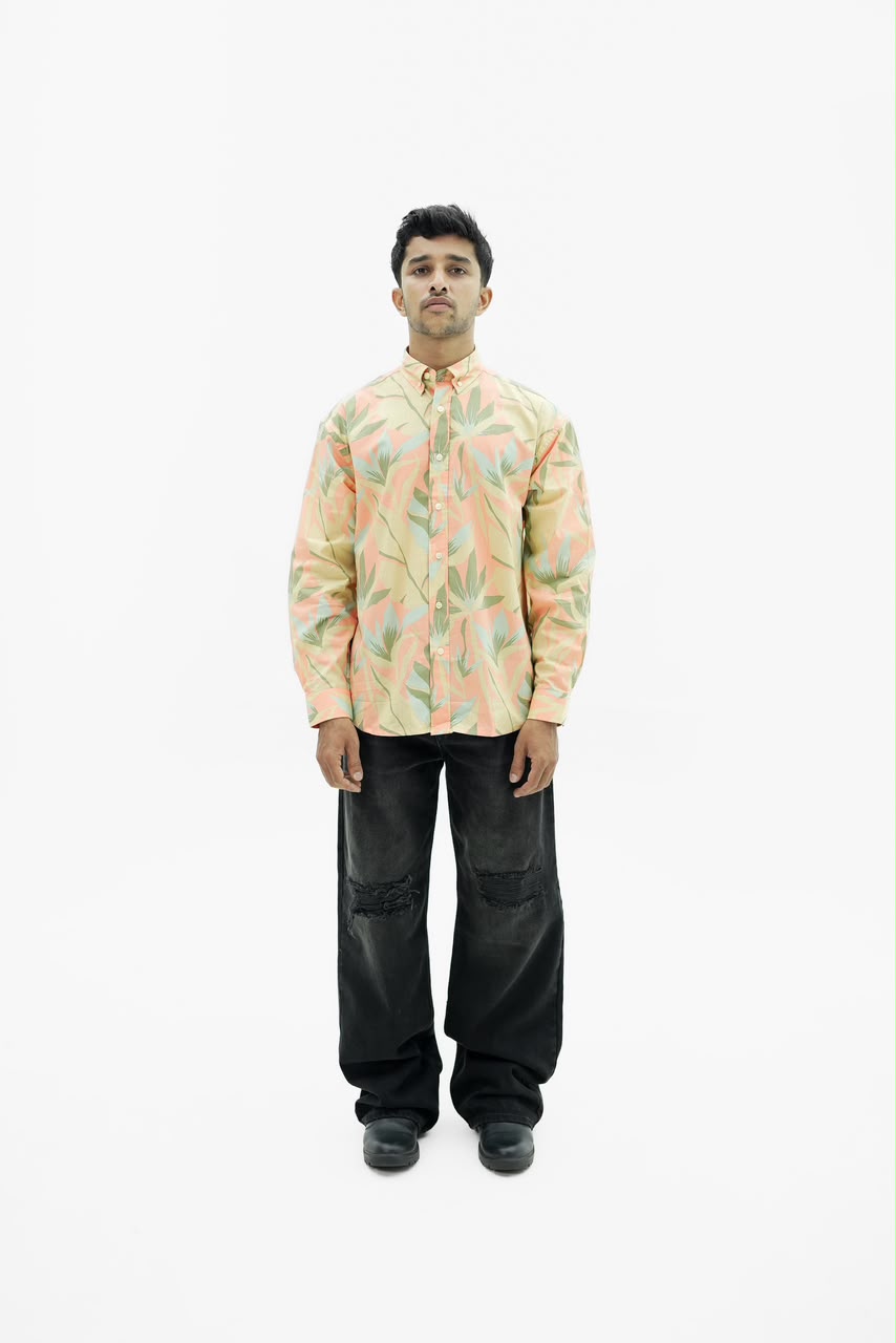 Men’s sage green botanical leaf print full-sleeve shirt with button-down front.
