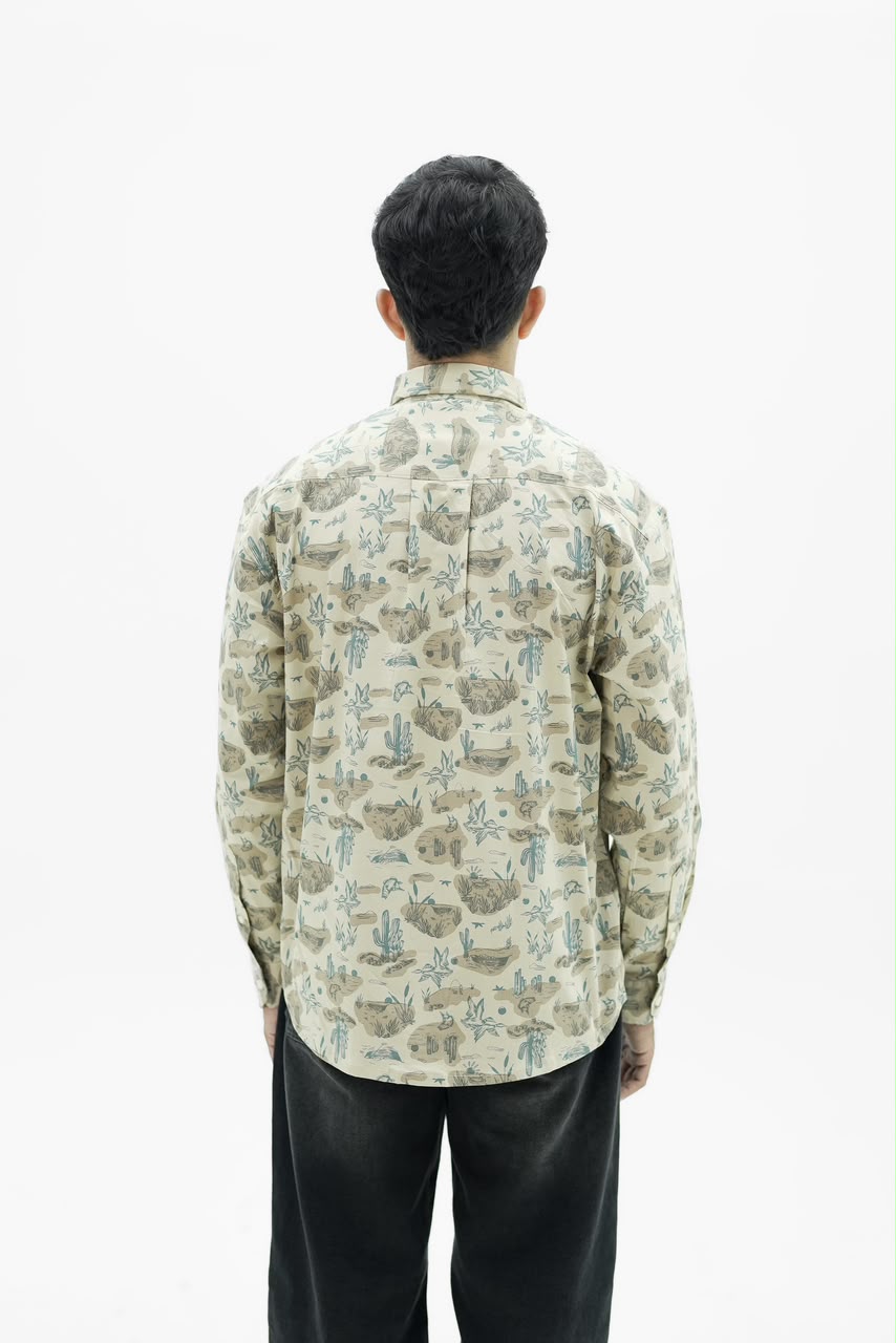 Men’s botanical print full-sleeve shirt with button-down front.