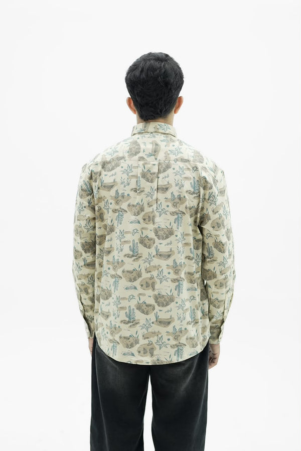 Men’s botanical print full-sleeve shirt with button-down front.
