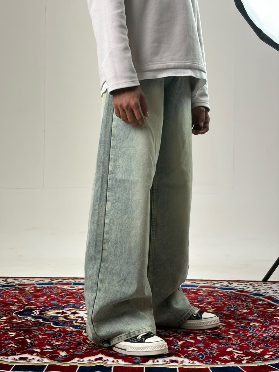 Wide-Leg Denim Jeans Secondary image