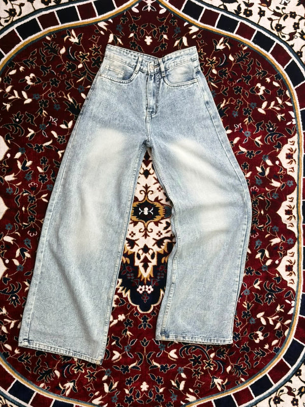 Light Blue Wash Wide-Leg Denim Jeans