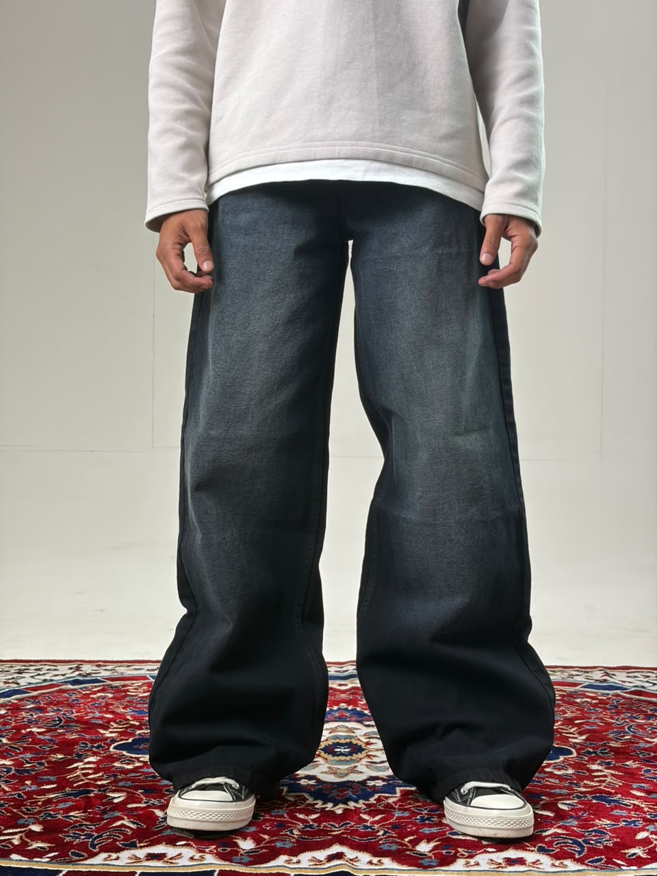 Black Wide-Leg Denim Jeans